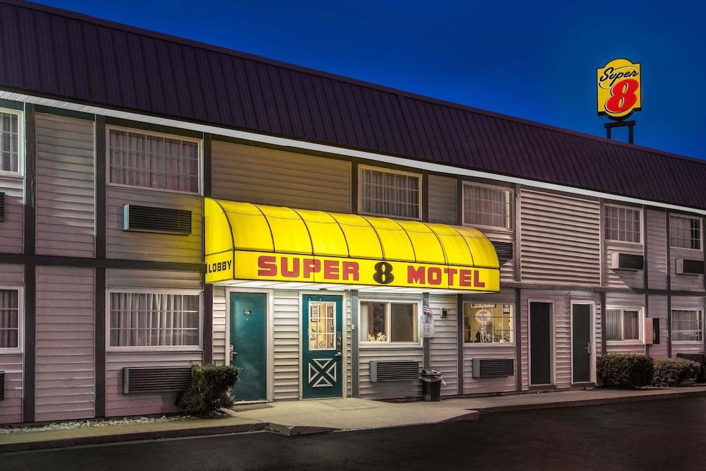 Super 8 By Wyndham Wooster Hotel Luaran gambar