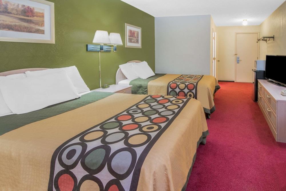 Super 8 By Wyndham Wooster Hotel Luaran gambar